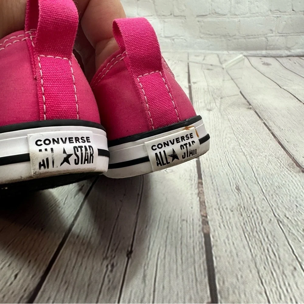 Converse check taylor allstar 2V hyper bright low top sneaker toddler 9